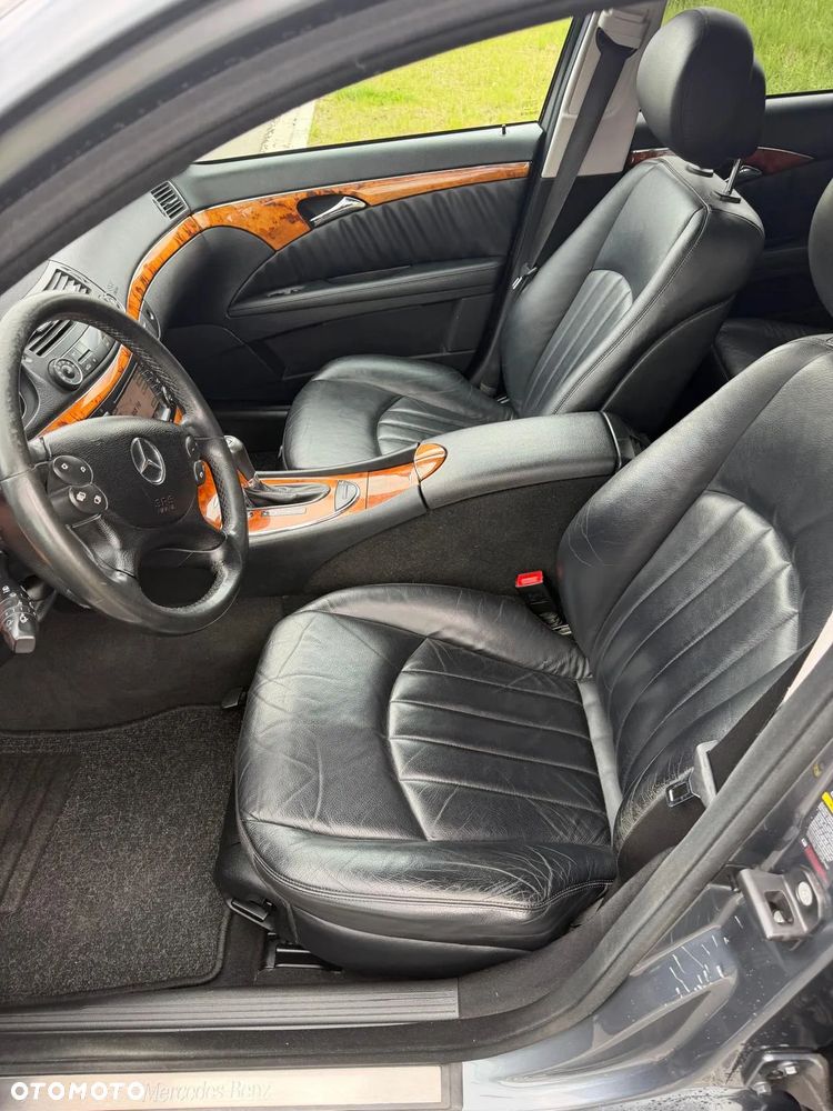 Mercedes-Benz Klasa E 220 CDI Automatik Elegance DPF BusinessEDITION - 17