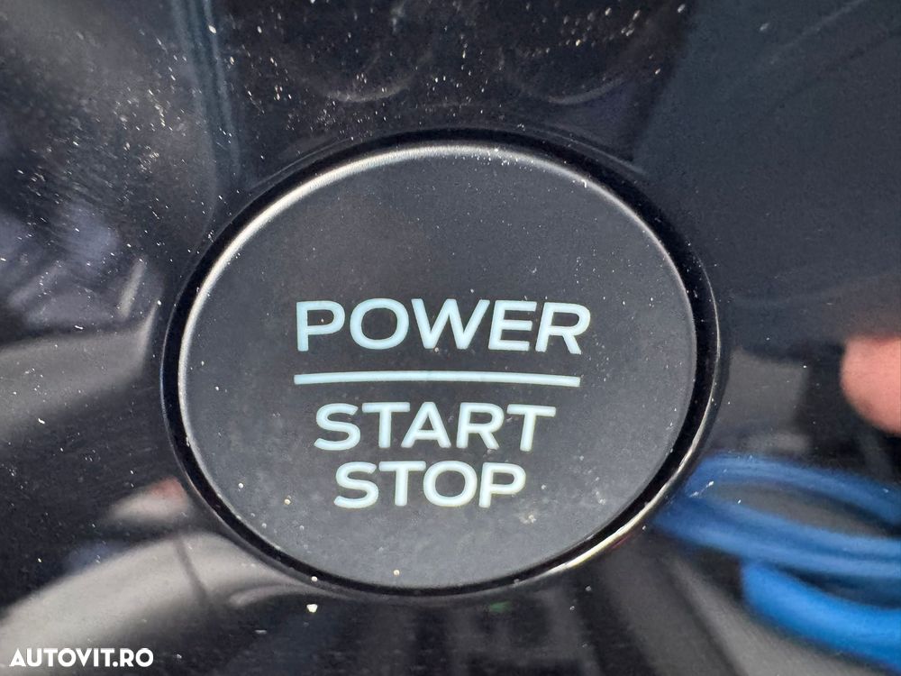 Ford TRANSIT COURIER EV - 17