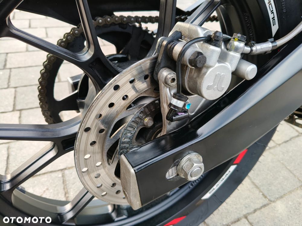 Aprilia Tuono - 21