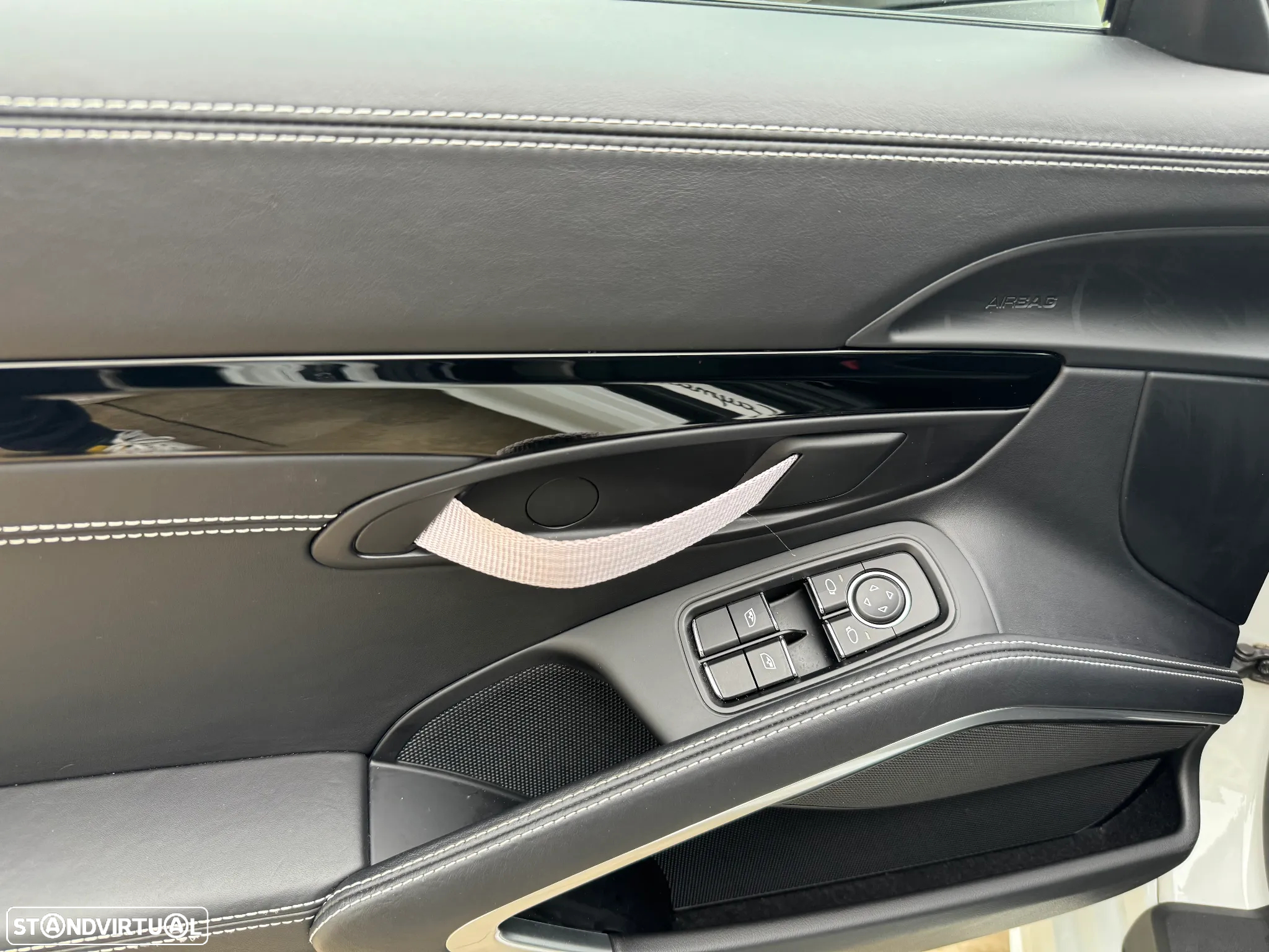 Porsche 718 Cayman T - 38