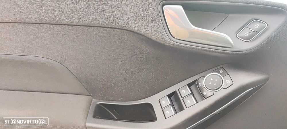 Ford Fiesta 1.0 EcoBoost ST-Line - 11