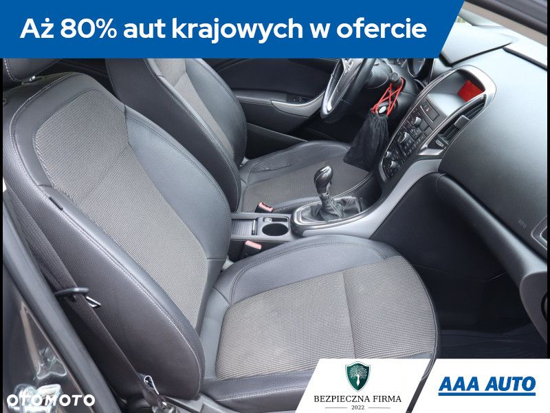 Opel Astra - 10