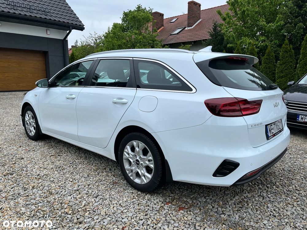 Kia Ceed 1.5 T-GDI M - 2