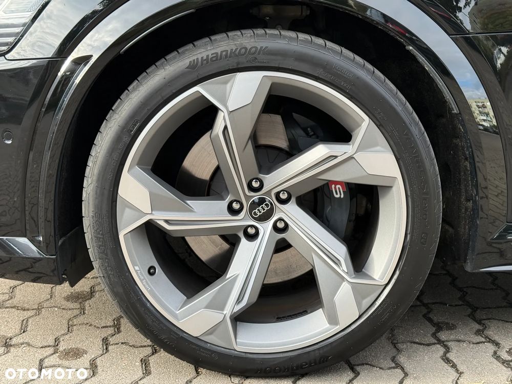 Audi e-tron S quattro - 33