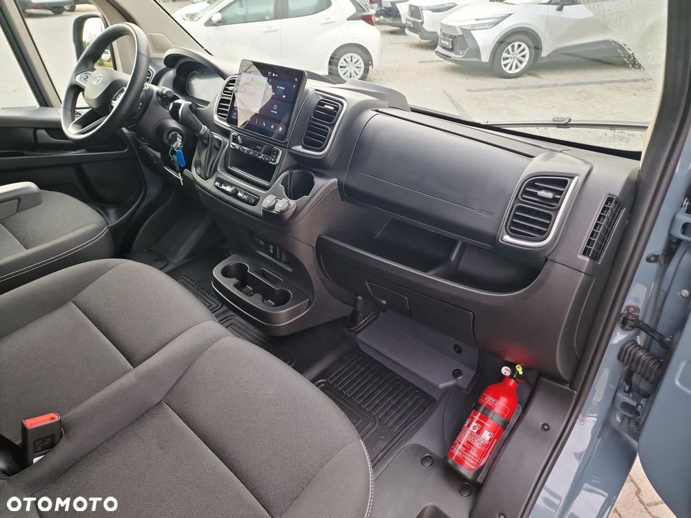 Toyota PROACE MAX - 16