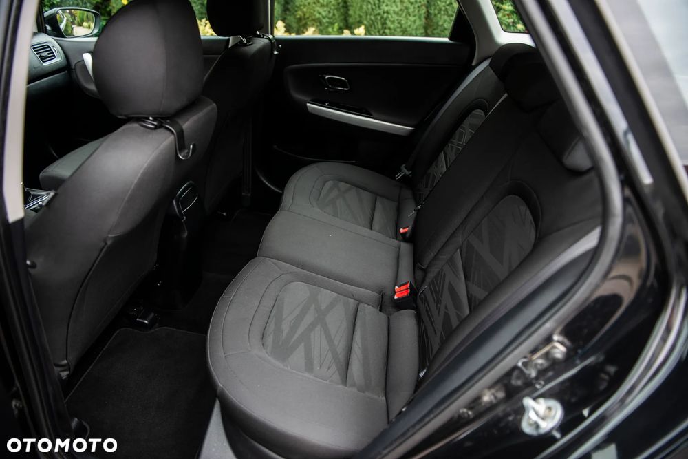 Kia Ceed 1.6 GDI ISG Vision - 30