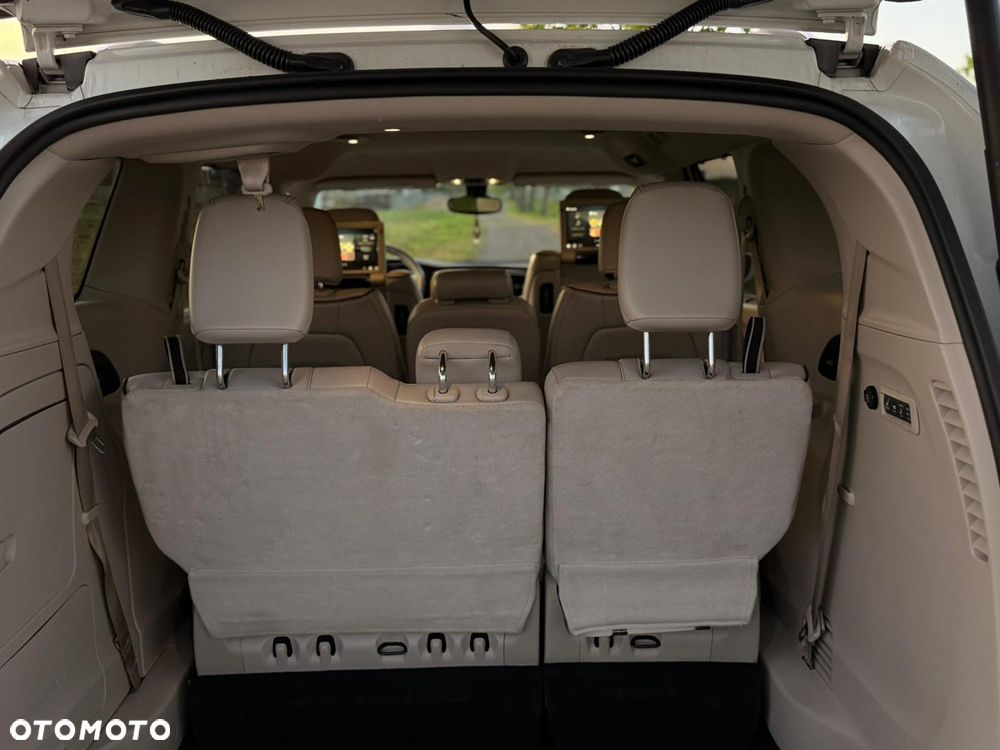 Chrysler Pacifica - 18