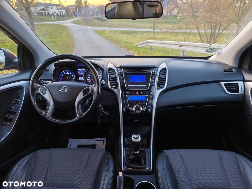 Hyundai i30 1.4 Intro Edition - 29