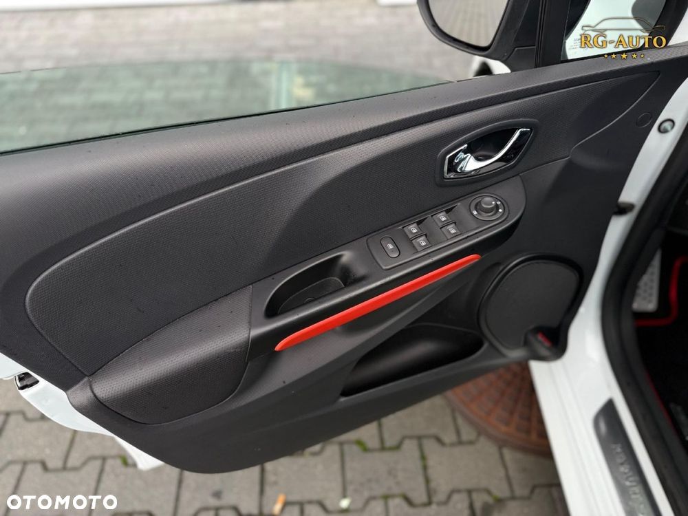 Renault Clio - 35
