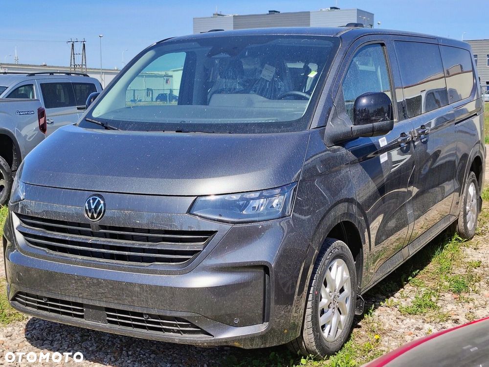 Volkswagen Nowa Caravelle Caravelle silnik: 2,0 l TDI 150 KM / skrzynia biegów: 8-biegowa automatyczna rozstaw osi: 3500 mm - 3