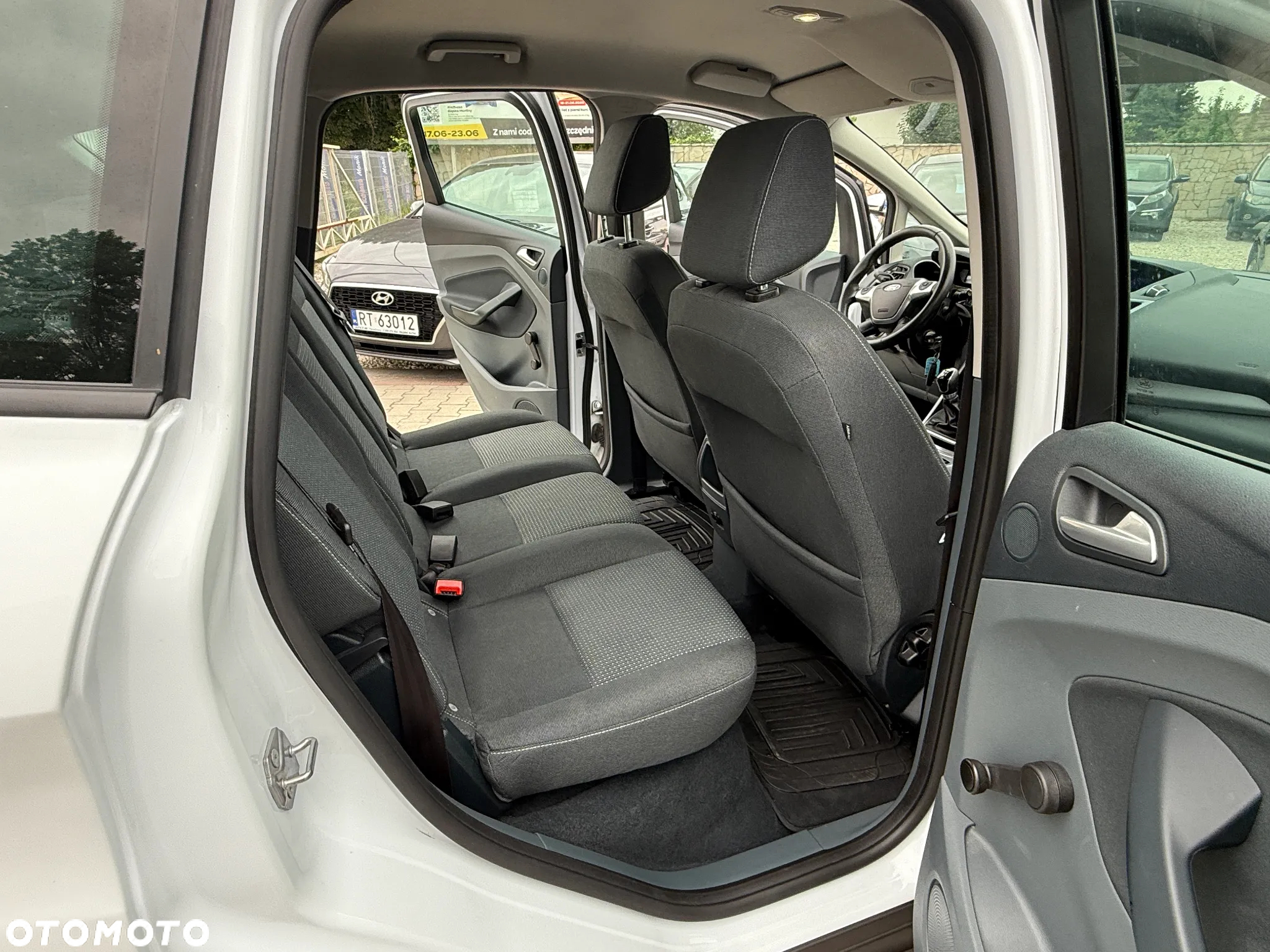 Ford C-MAX 1.6 Ti-VCT Champions Edition - 25
