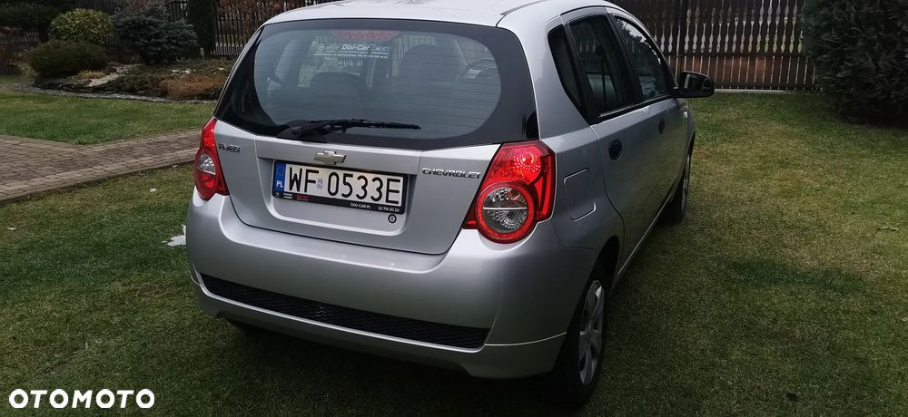 Chevrolet Aveo 1.2 16V Base - 4