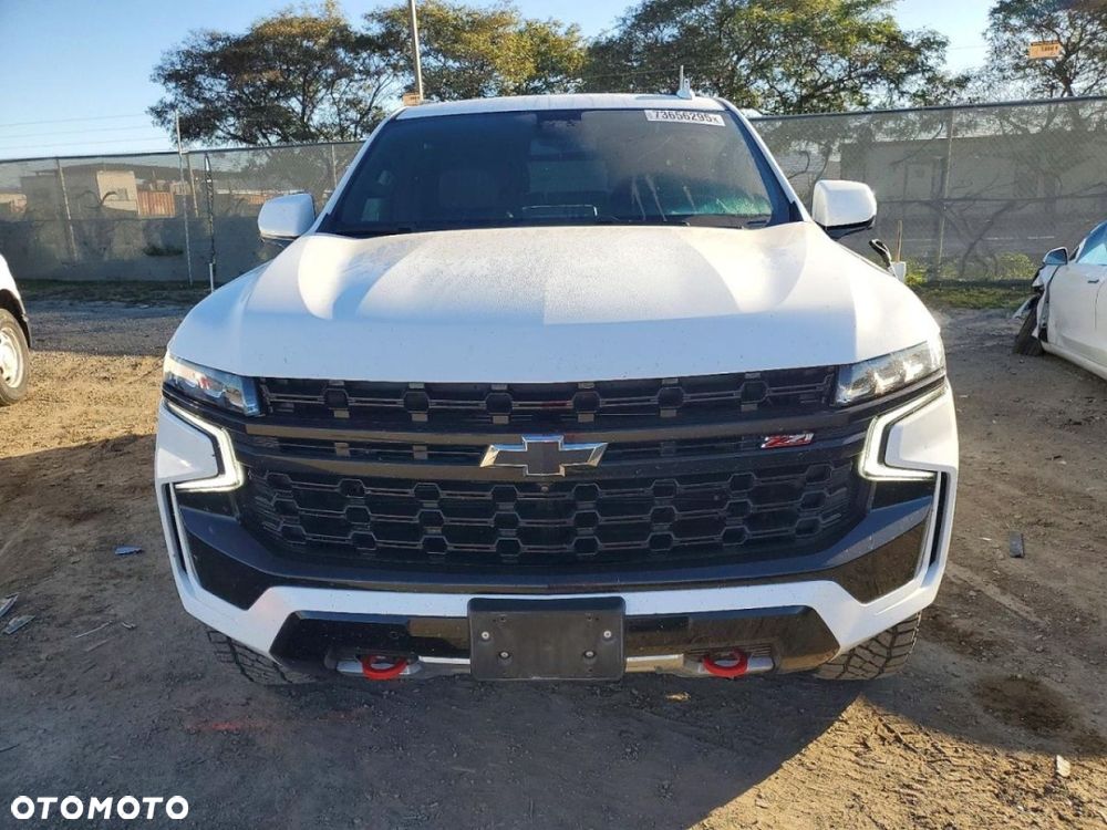 Chevrolet Tahoe - 5