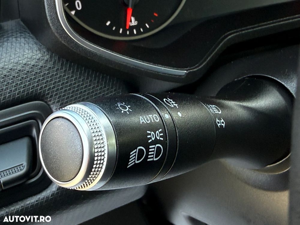 RENAULT Clio 2021 — imagine 10
