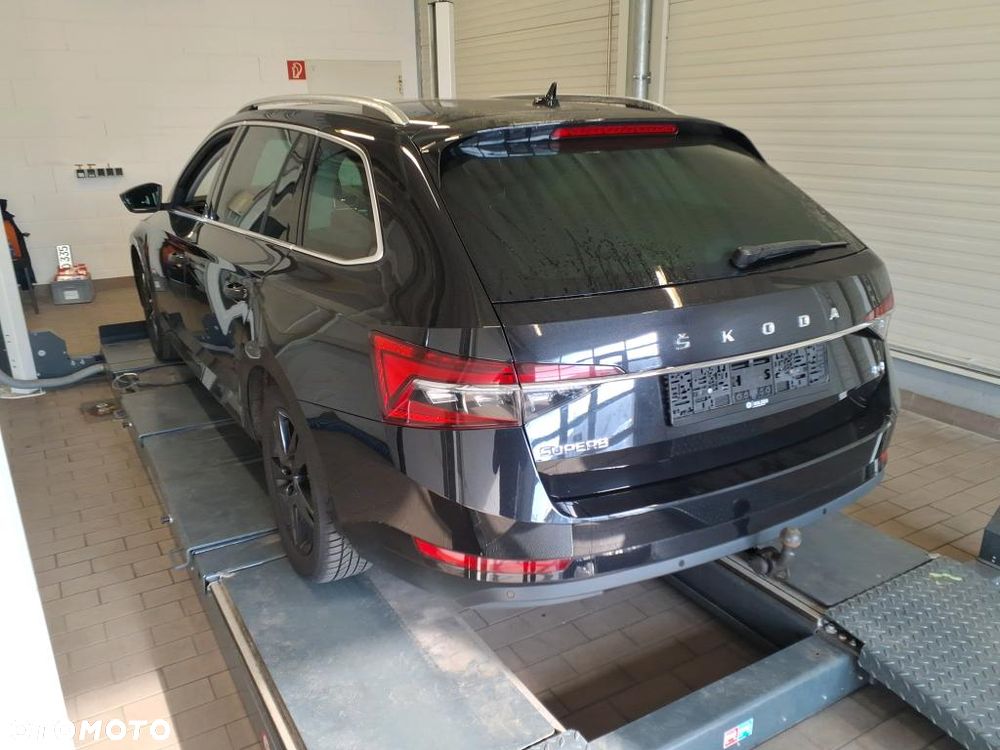 Skoda Superb 2.0 TDI 4x4 DSG Style - 3