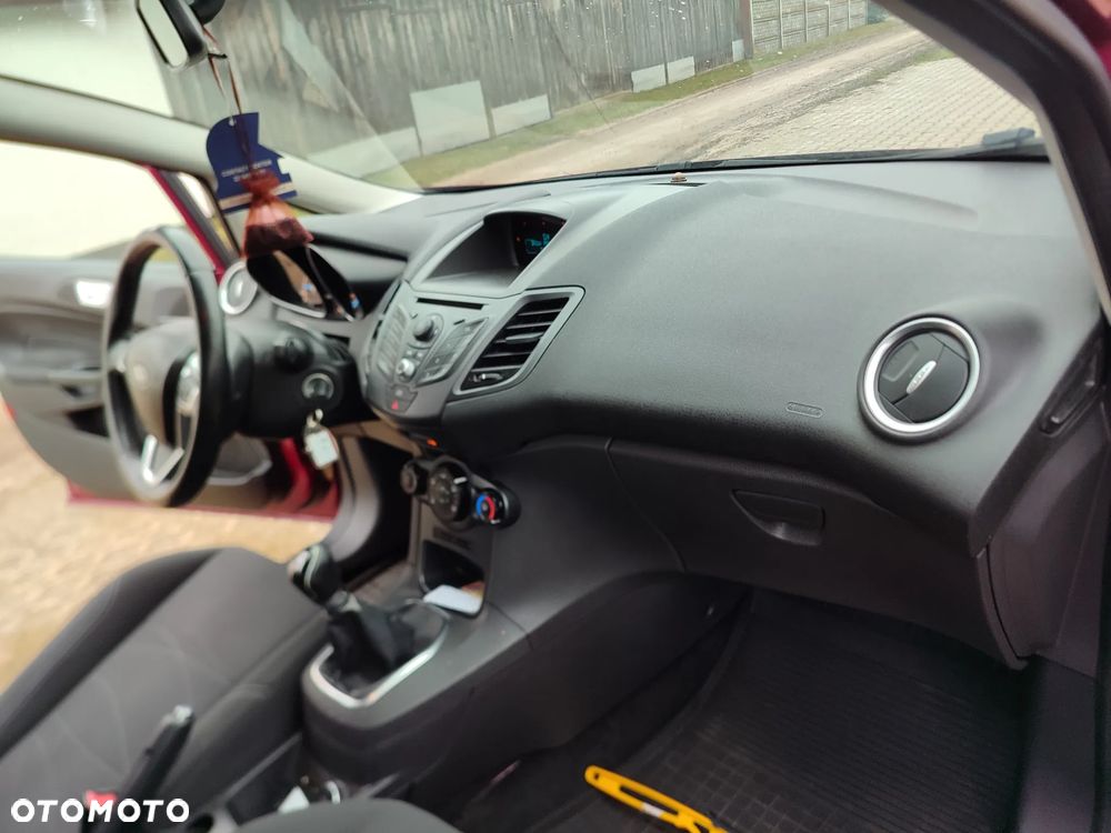 Ford Fiesta - 20