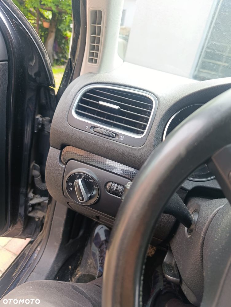 Volkswagen Golf 1.6 TDI Highline - 5