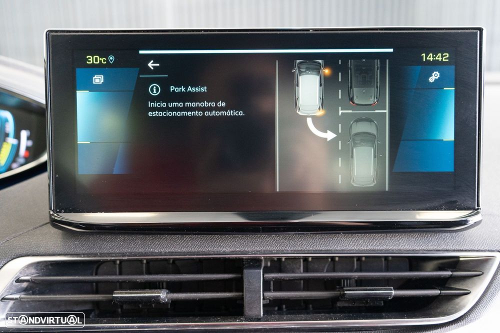Peugeot 3008 1.6 Hybrid GT Pack e-EAT8 - 34