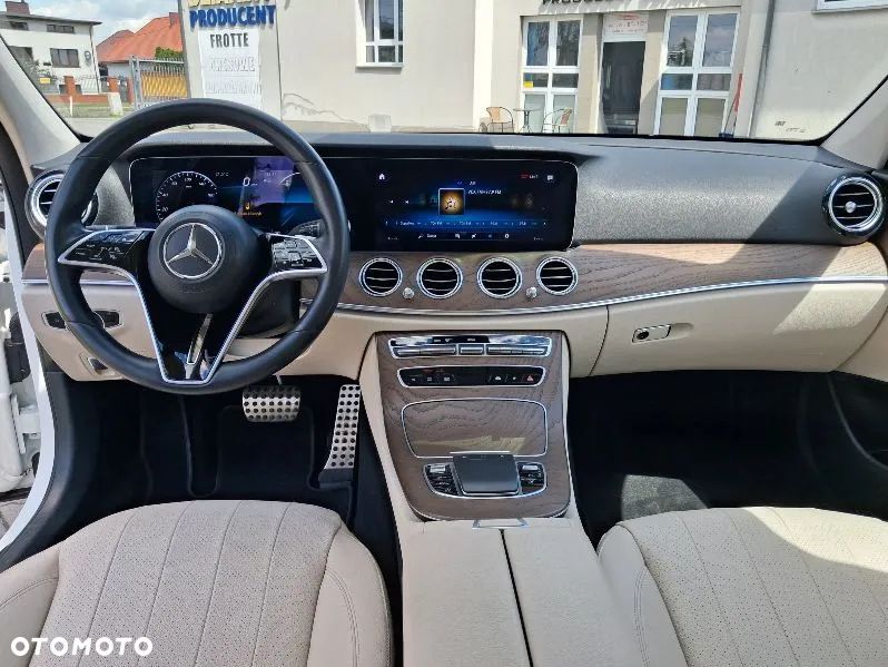 Mercedes-Benz Klasa E 450 4-Matic All-Terrain Exclusive - 3