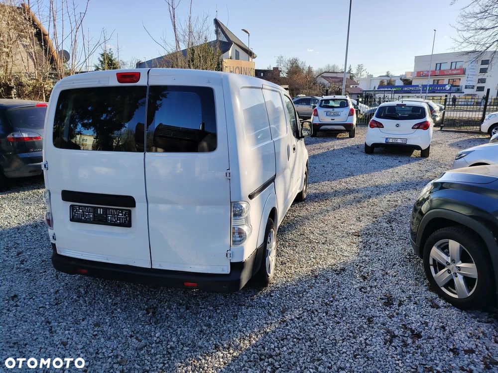 Nissan NV200 - 3