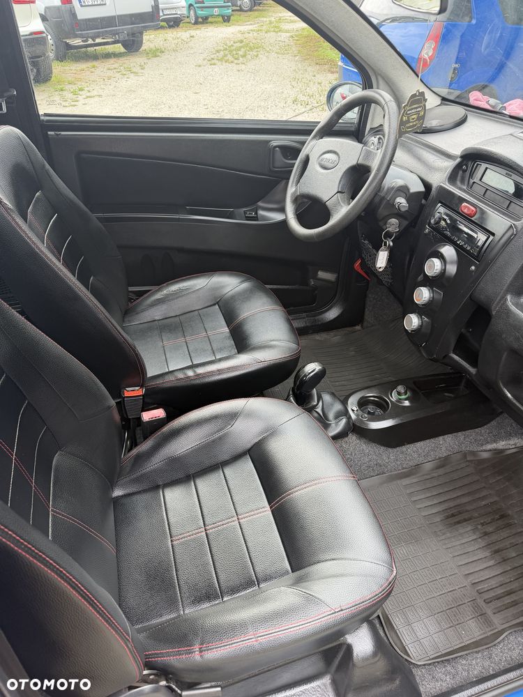 Microcar DUE - 7