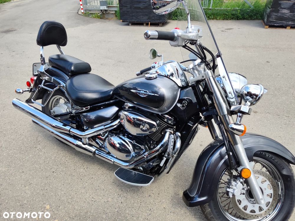 Suzuki VL 800 Volusia - Boulevard C50 - 17