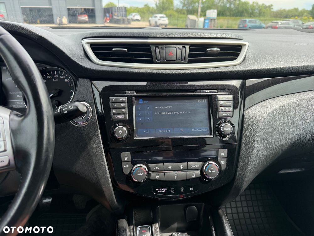 Nissan Qashqai 1.6 DIG-T Tekna+ - 28