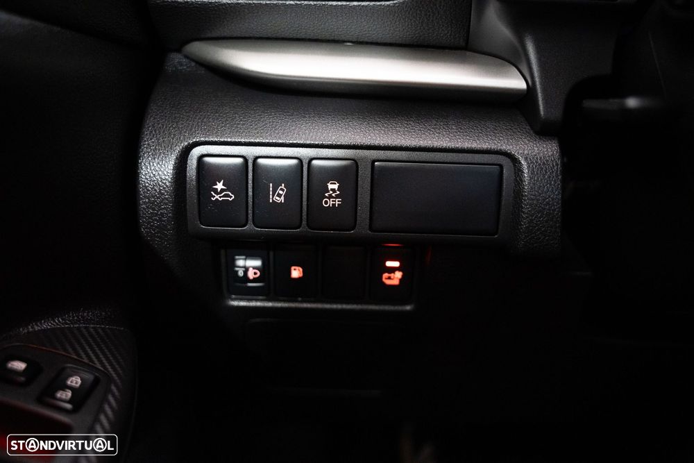 Mitsubishi Eclipse Cross 2.4 PHEV eMotion - 13