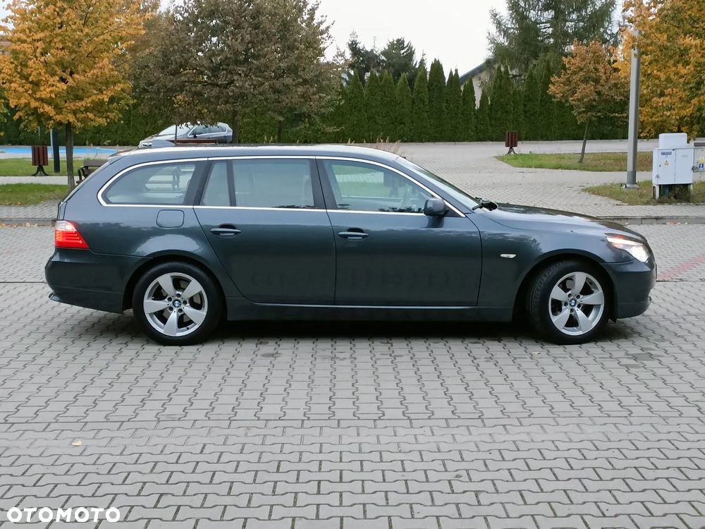 BMW Seria 5 ver-530xi-touring - 10
