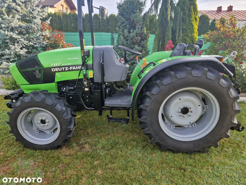 Deutz-Fahr AGROPLUS 70F KEYLINE - 24