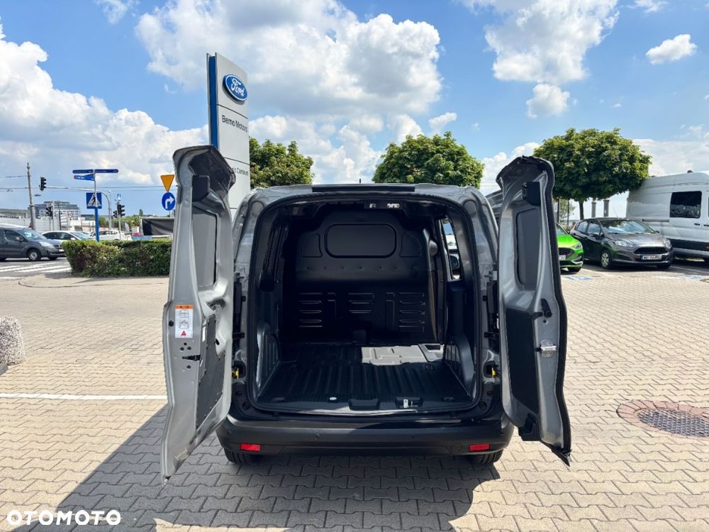Ford Transit Courier - 8