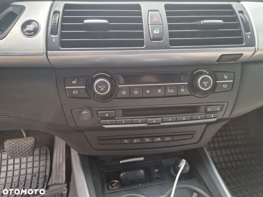 BMW X5 xDrive40d - 10