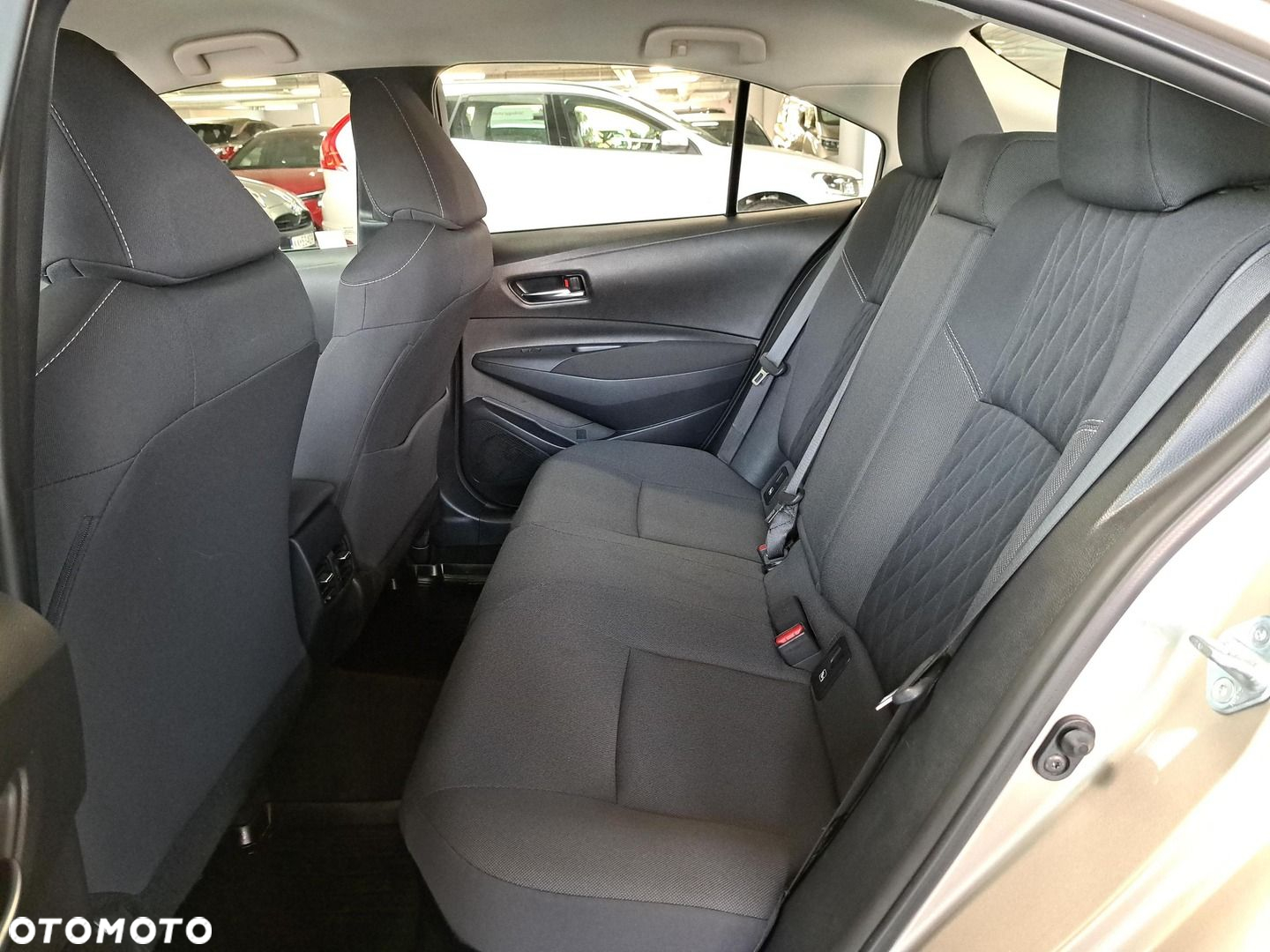 Toyota Corolla - 11