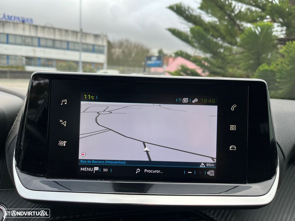 Peugeot e-208 50 kWh Allure Pack - 38