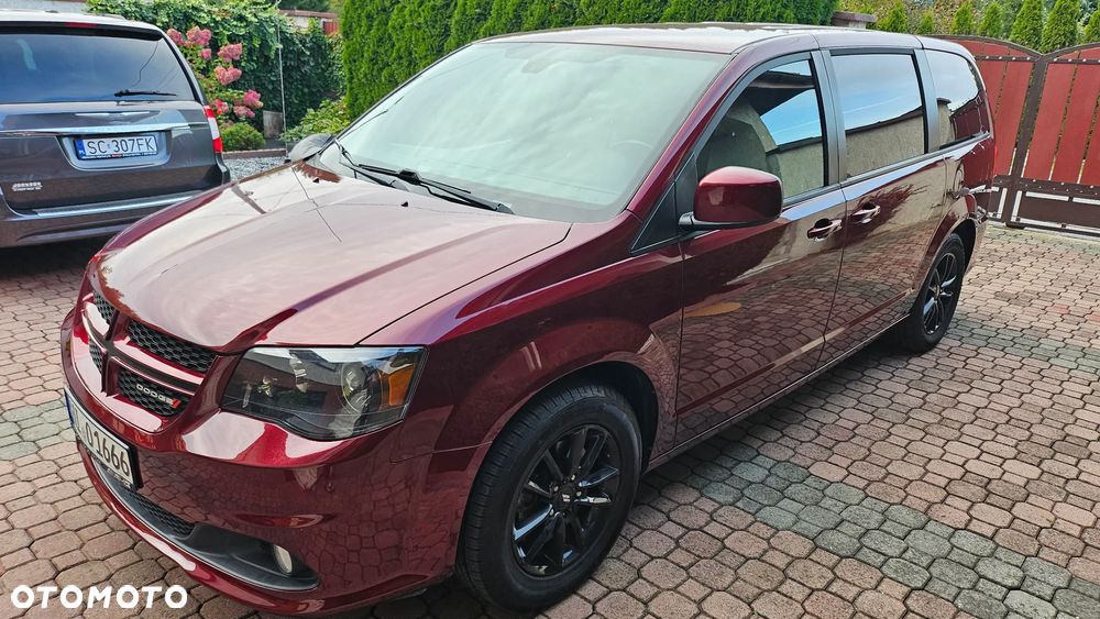Dodge Grand Caravan - 3