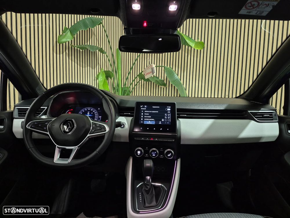 Renault Clio TCe 90 CVT EVOLUTION - 10