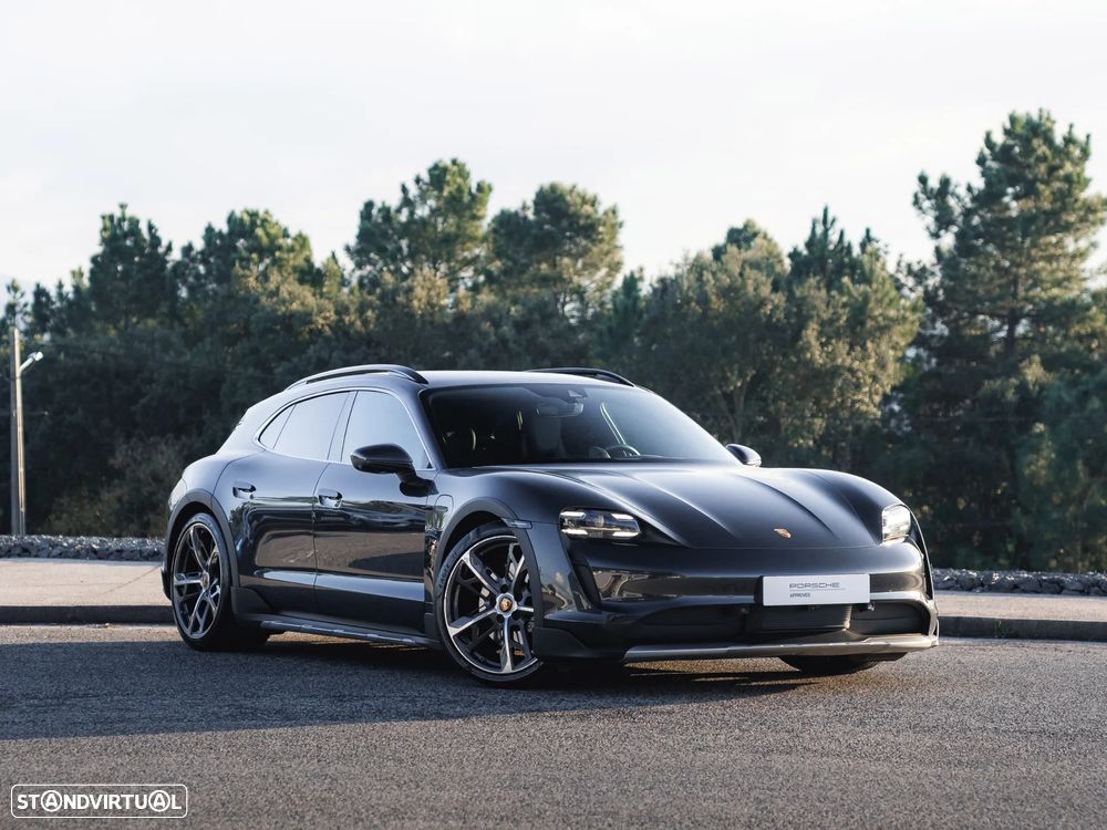 Porsche Taycan Cross Turismo 4S - 8