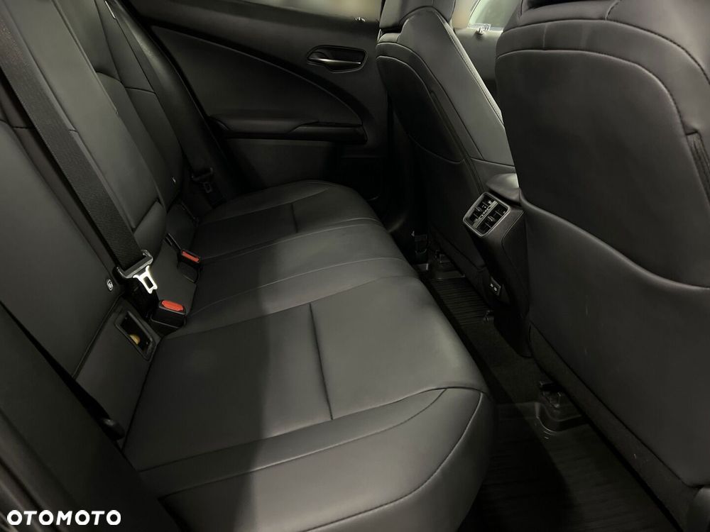 Lexus UX 250h GPF F Impression 2WD - 14