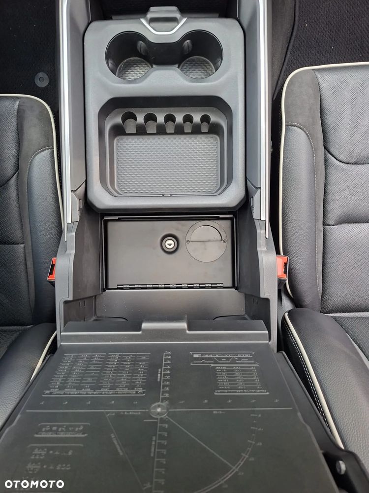 RAM 1500 Crew Cab Shortbed Laramie - 11