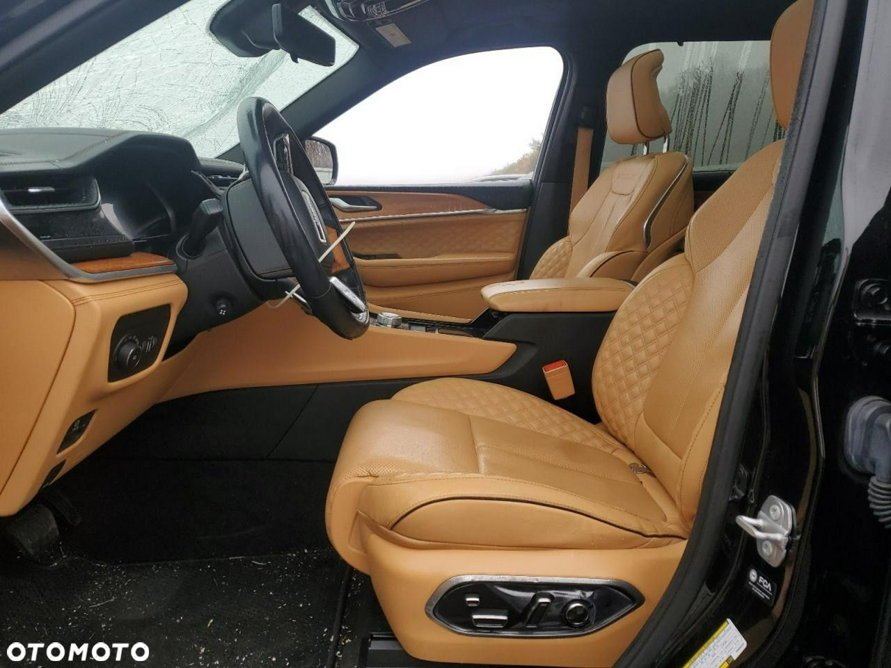 Jeep Grand Cherokee - 8