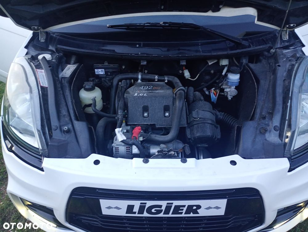 Ligier JS50L - 24