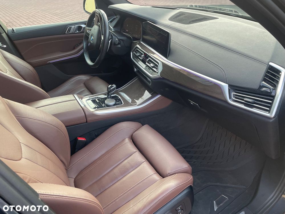 BMW X5 xDrive40i - 14