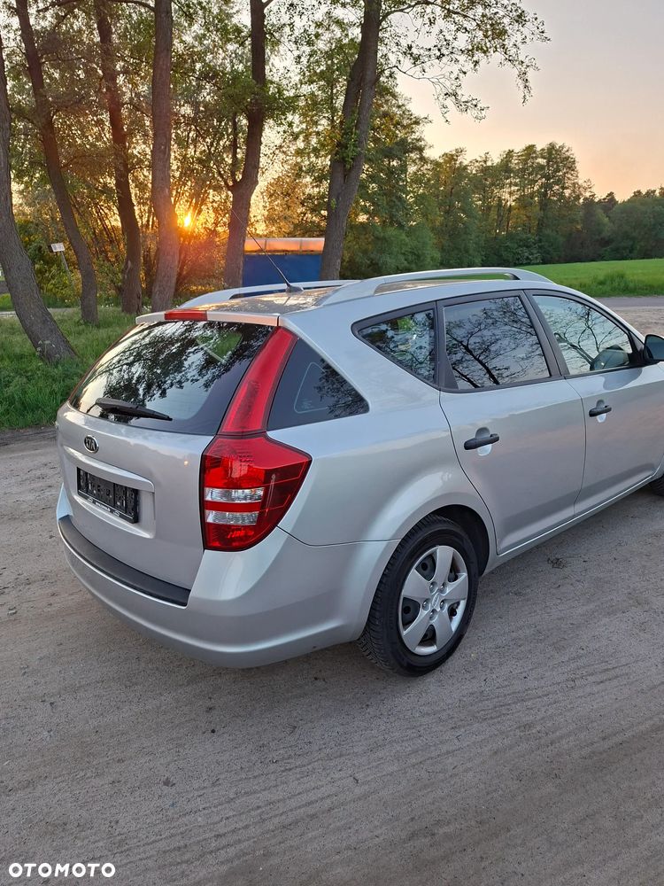 Kia Ceed - 5