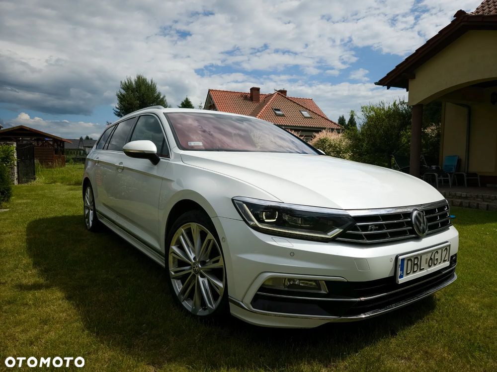 Volkswagen Passat - 2