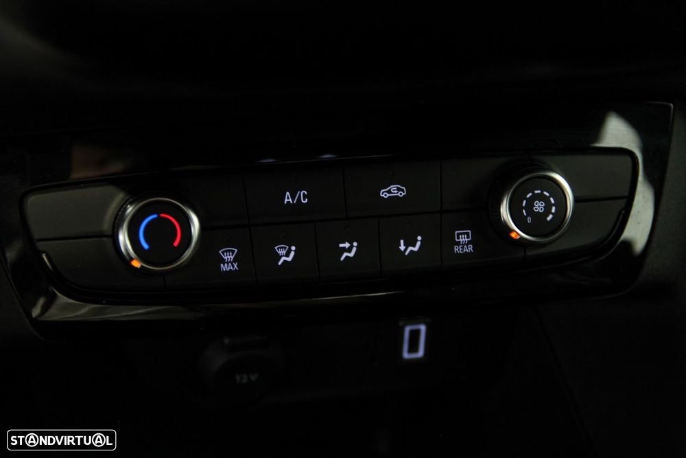 Opel Corsa 1.2 T Hybrid EdCT - 23
