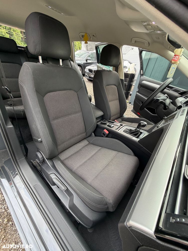 Volkswagen Passat 2.0 TDI SCR DSG BlueMotion Comfortline - 25