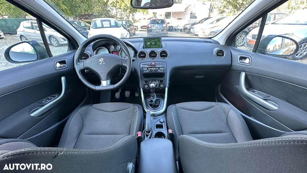 Peugeot 308 120 VTi Style - 20