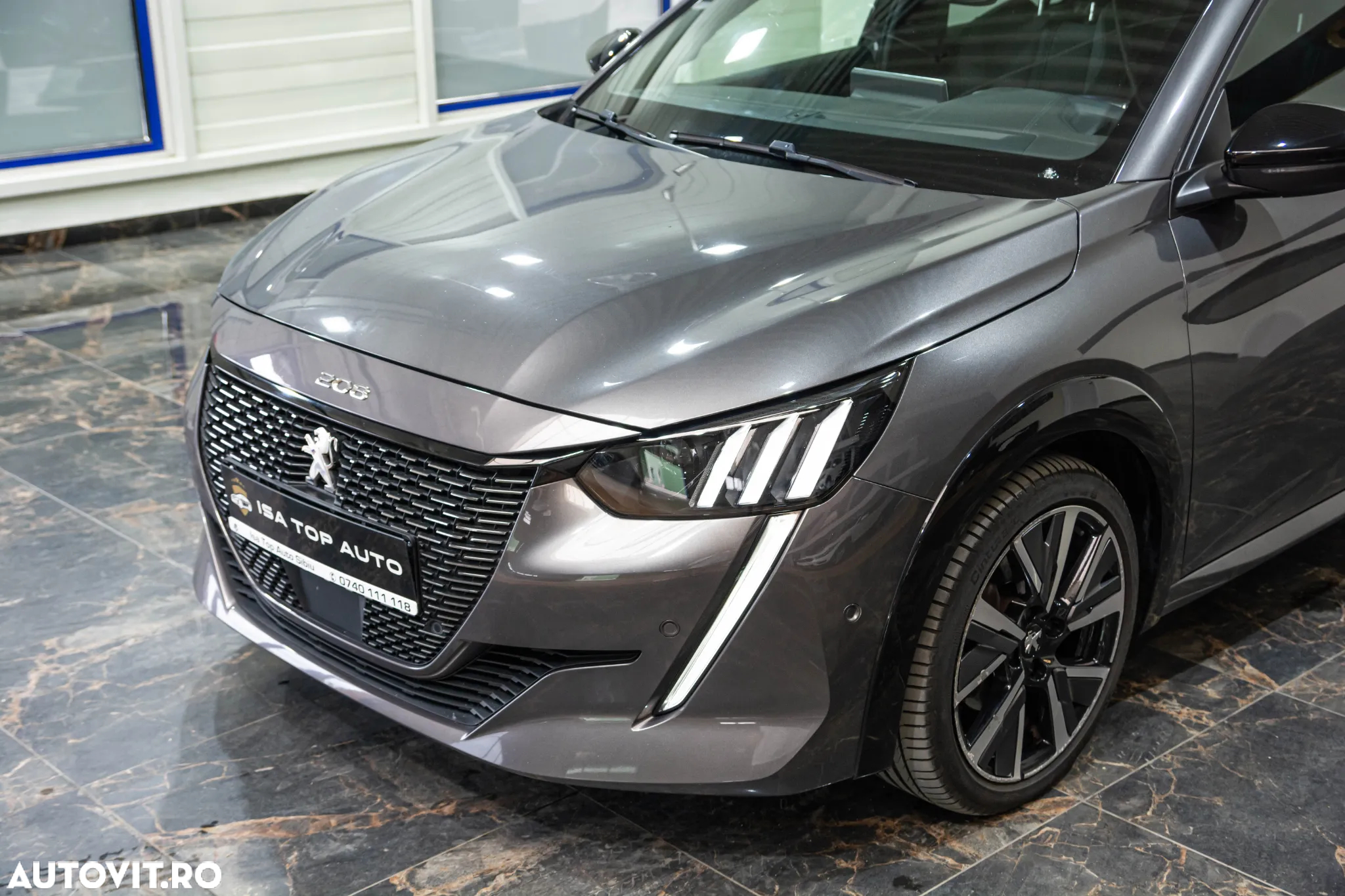 Peugeot 208 PureTech 100 EAT8 GT Pack - 13