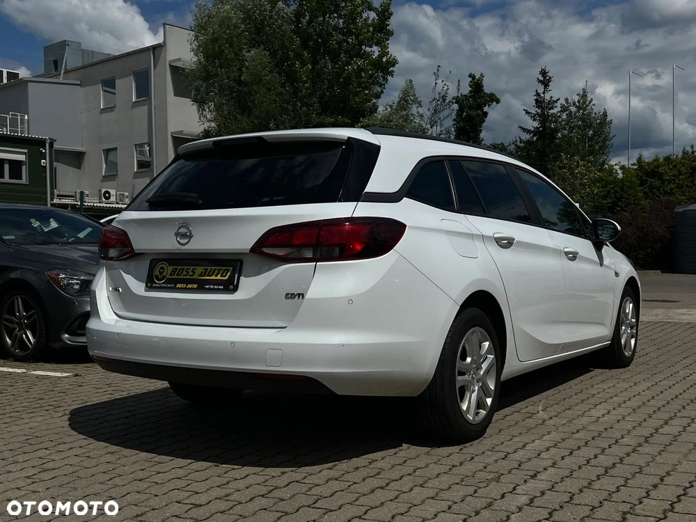 Opel Astra - 8