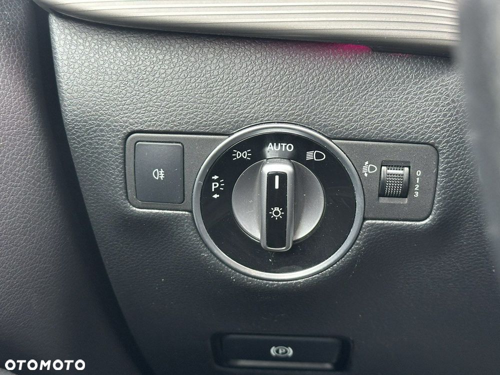 Mercedes-Benz Klasa B 180 CDI BlueEFFICIENCY Edition Style - 13